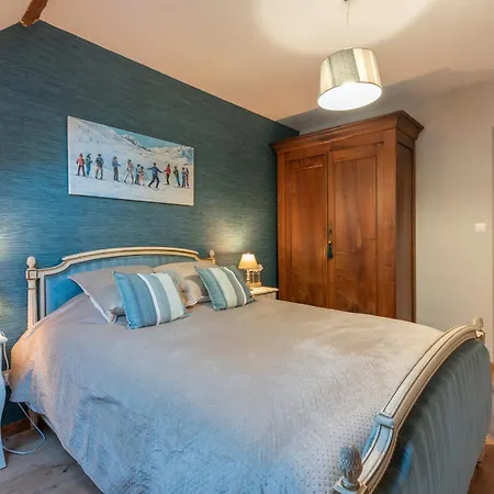 Dans Grange Foraine - Ruisseau بيت للعطل