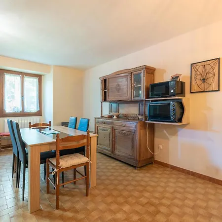 Dans Grange Foraine - Ruisseau *